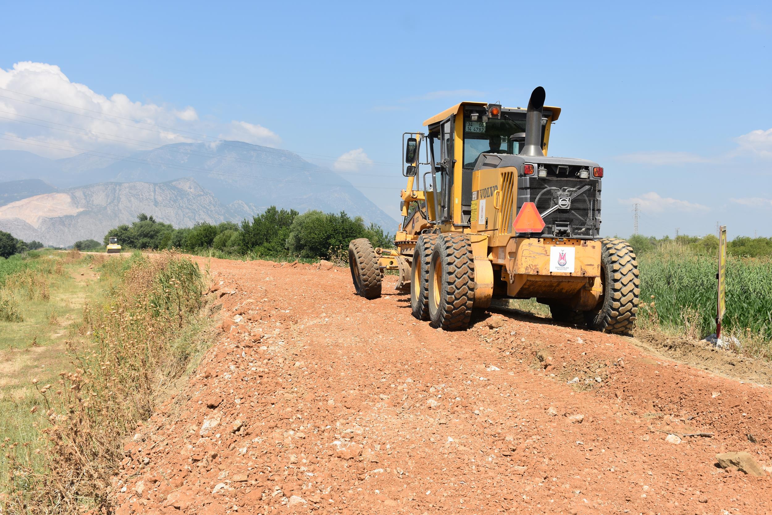 Şehzadelerin ova yollarında asfalt çalışması başladı